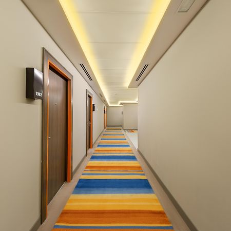 Citymax Hotel Al Barsha Dubai Bagian luar foto