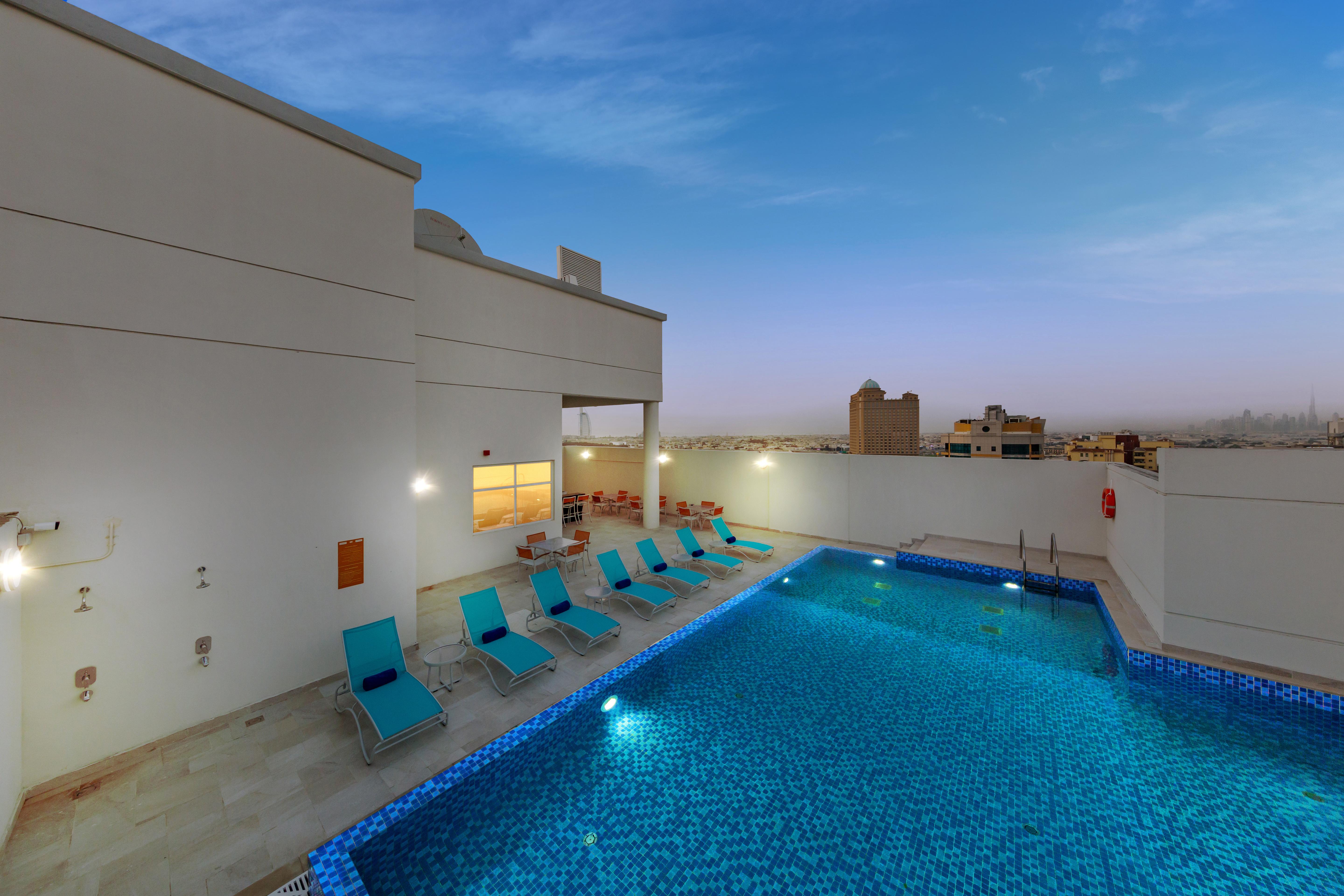 Citymax Hotel Al Barsha Dubai Bagian luar foto